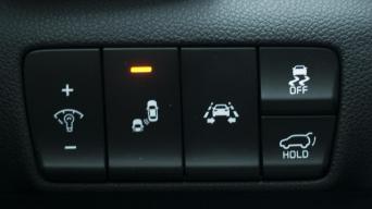 Elektroninės saugumo sistemos automobiliuose