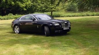 Šėlionės parke su  „Rolls-Royce Wraith"