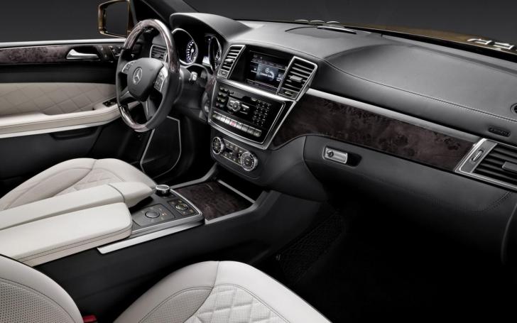 Mercedes-Benz GL/Gamintojo nuotrauka