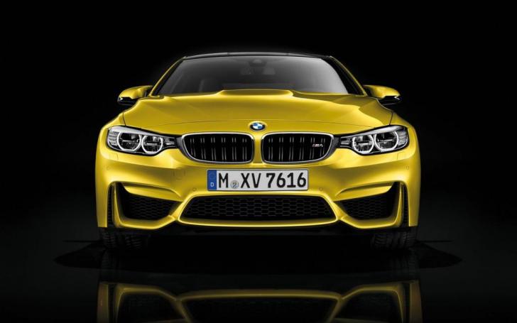 BMW M4/Gamintojo nuotrauka