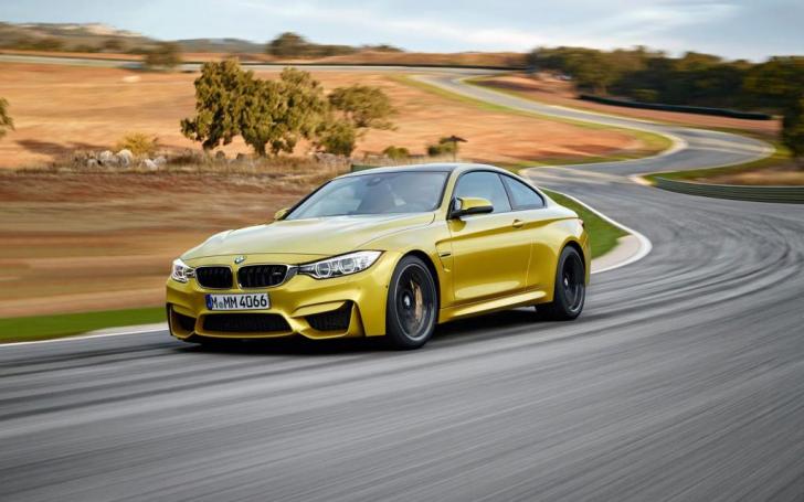 BMW M4/Gamintojo nuotrauka