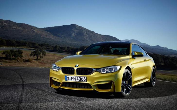 BMW M4/Gamintojo nuotrauka
