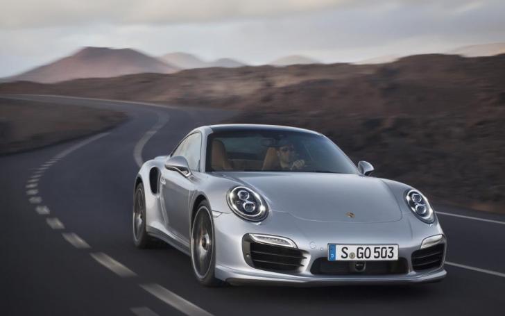 Porsche 911 Turbo/Gamintojo nuotrauka