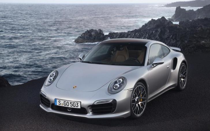 Porsche 911 Turbo/Gamintojo nuotrauka