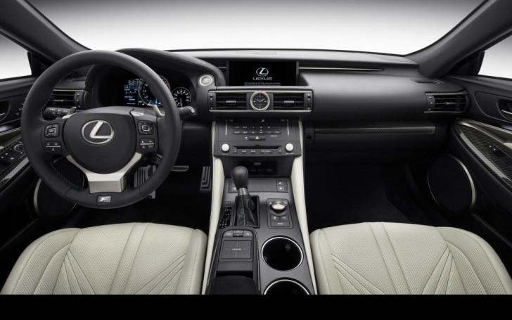 Lexus RC F/Gamintojo nuotrauka