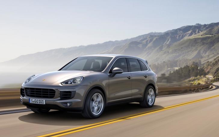 Porsche Cayenne GTS/Gamintojo nuotrauka