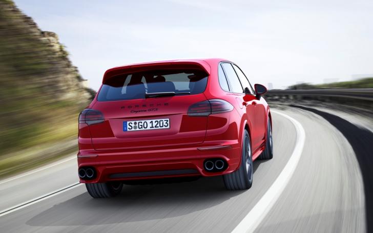 Porsche Cayenne GTS/Gamintojo nuotrauka
