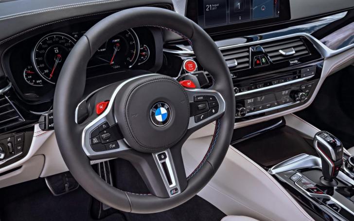 BMW M5