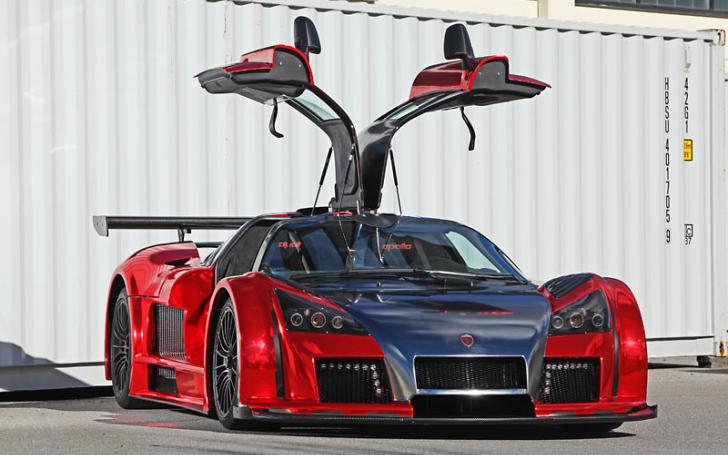 2M-Designs Gumpert Apollo S/Gamintojo nuotrauka