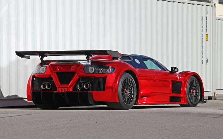 2M-Designs Gumpert Apollo S/Gamintojo nuotrauka