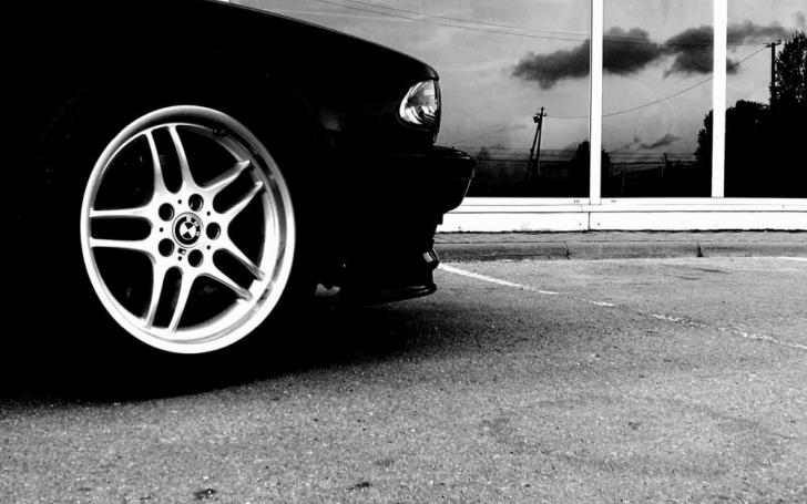BMW 740i