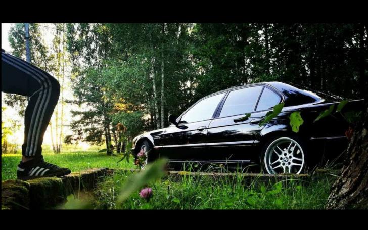 BMW 740i