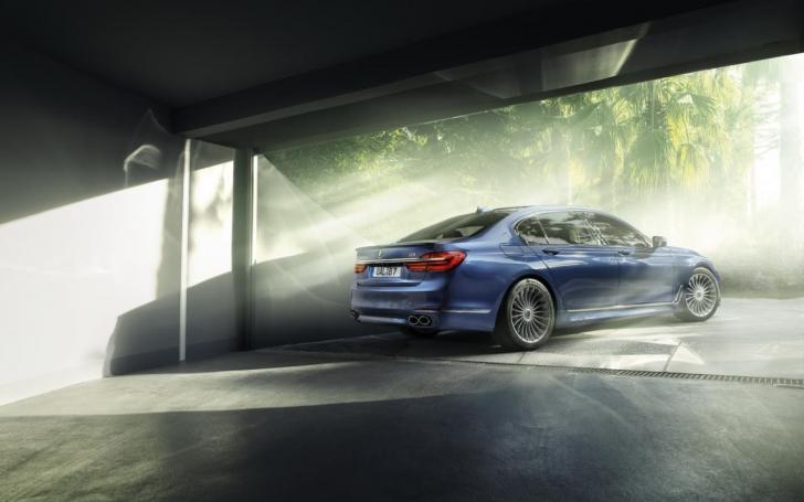 Alpina B7 xDrive/Gamintojo nuotrauka