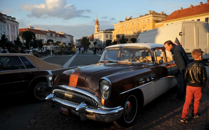 Amerikietiškų automobilių susitikimas/Vytauto Pilkausko nuotrauka