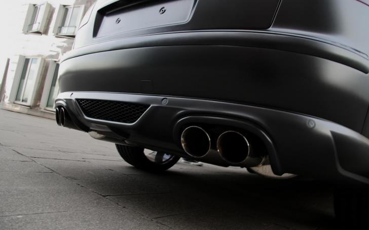 Audi S8 Superior Grey Edition/Gamintojo nuotrauka