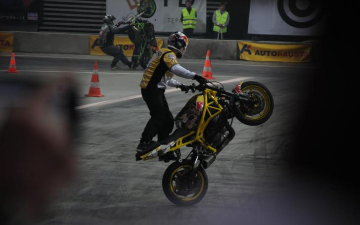 Arena Motor Show 2014