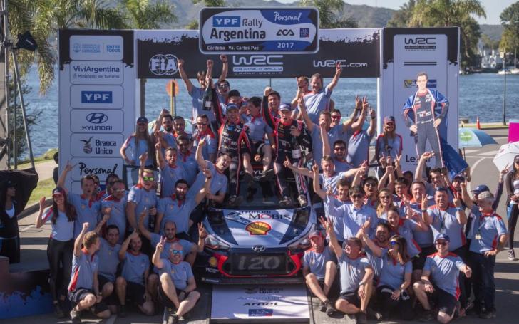 Argentinos ralis/Janus Ree-Red Bull Content Pool nuotrauka Argentinos ralis/Janus Ree-Red Bull Content Pool nuotrauka