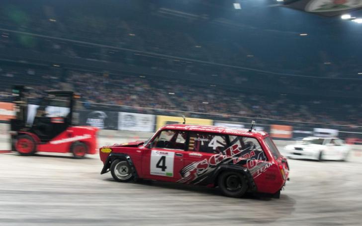 ASFA Motor Show 2013: driftas uždaroje patalpoje