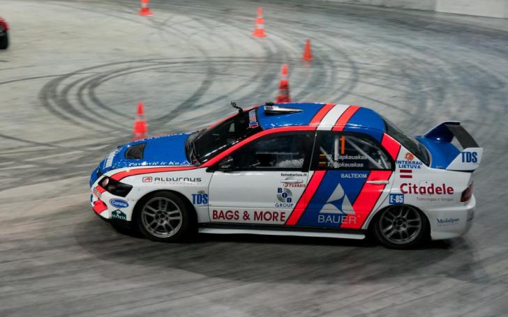 ASFA Motor Show 2013: driftas uždaroje patalpoje