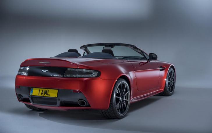 Aston Martin Vantage S V12 Roadster /Gamintojo nuotrauka