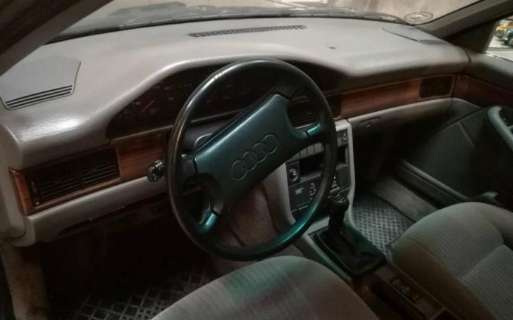 Audi 200