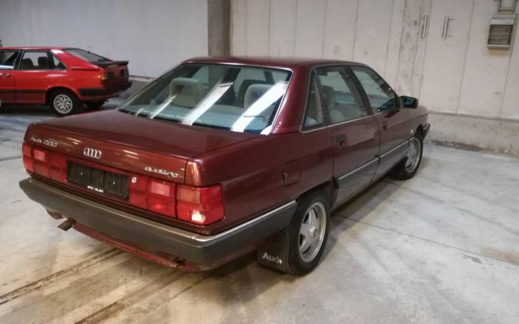 Audi 200