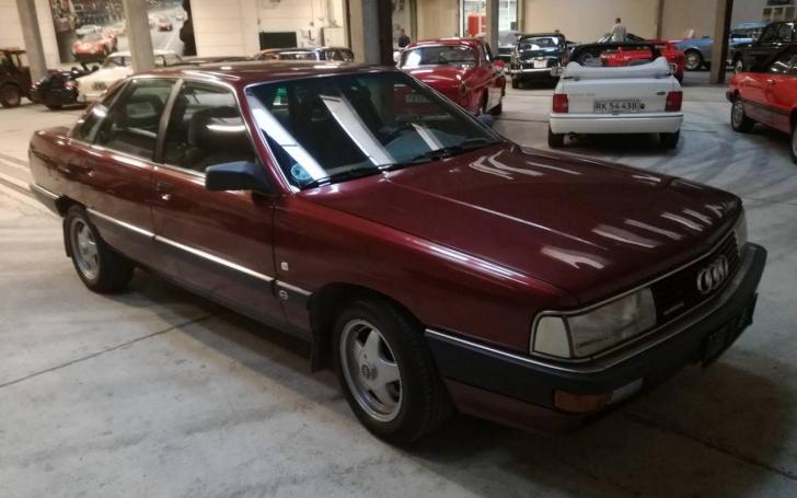 Audi 200