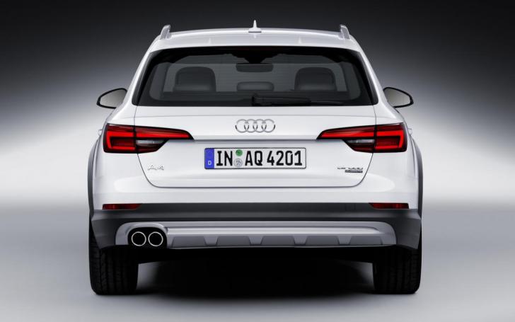 Audi A4 Allroad Quattro/Gamintojo nuotrauka