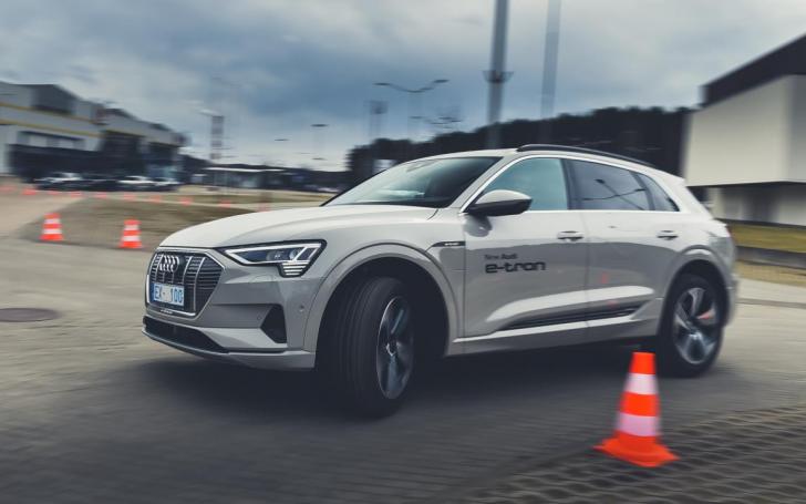 Audi e-tron