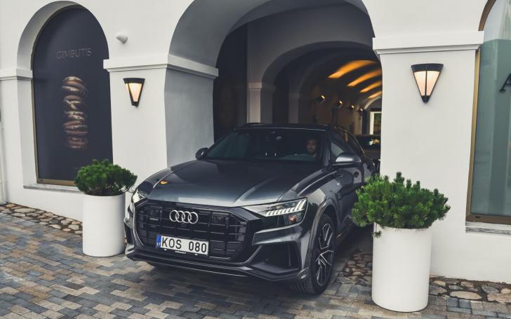 Audi Q8