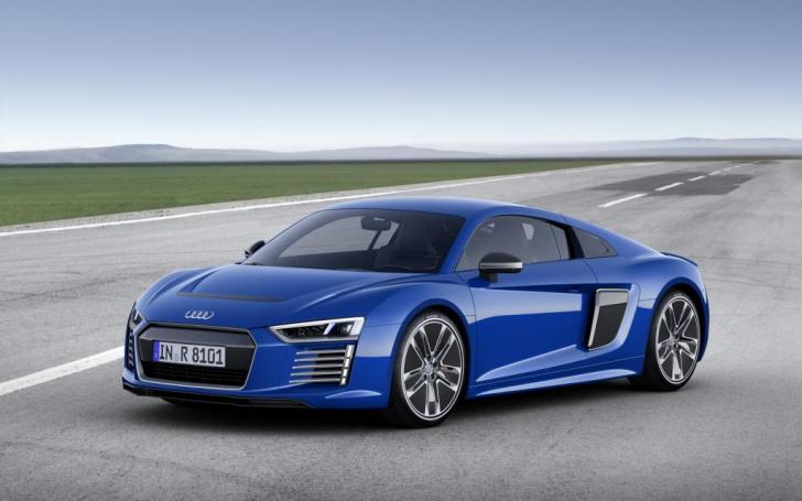 Audi R8 e-tron/Gamintojo nuotrauka