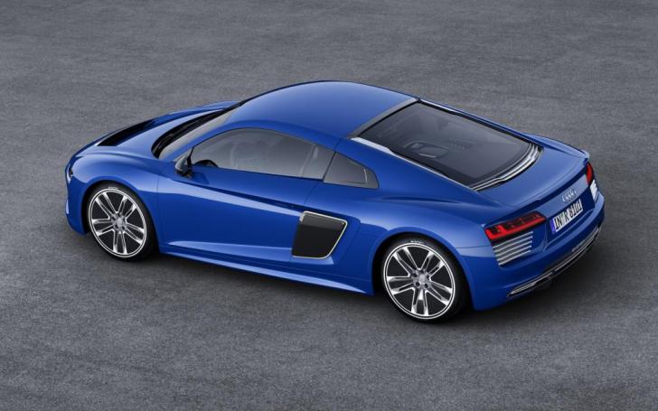 Audi R8 e-tron/Gamintojo nuotrauka