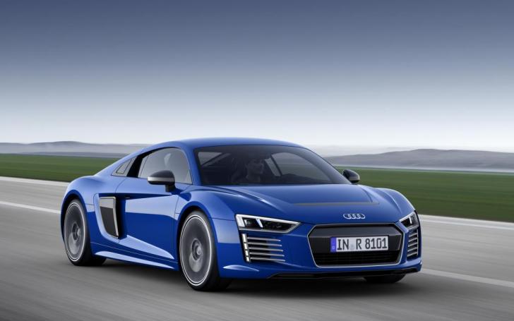 Audi R8 e-tron/Gamintojo nuotrauka