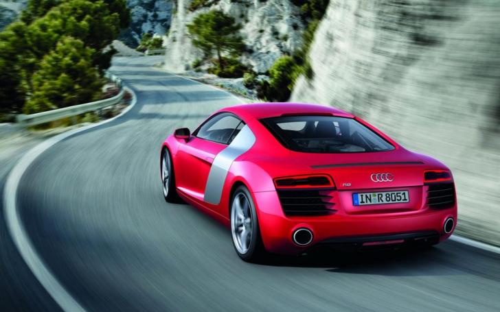Audi R8 - atnaujintas modelis/Gamintojo nuotrauka