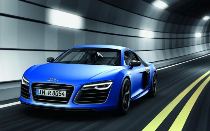 Audi R8 - atnaujintas modelis/Gamintojo nuotrauka