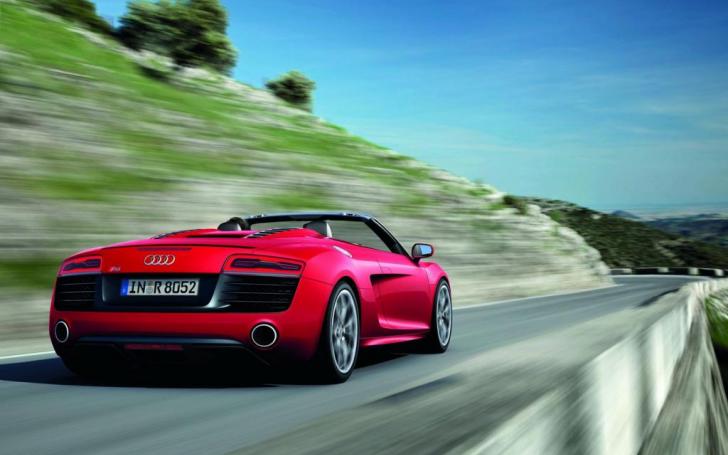 Audi R8 - atnaujintas modelis/Gamintojo nuotrauka