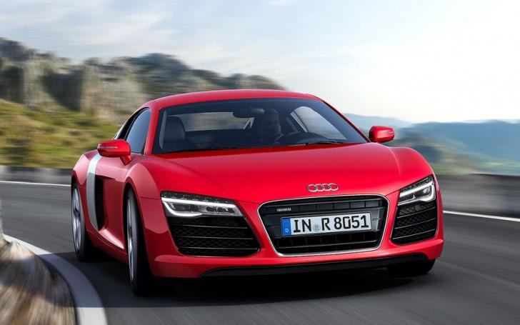 Audi R8 - atnaujintas modelis/Gamintojo nuotrauka