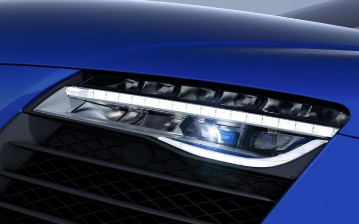 Audi R8 LMX/Gamintojo nuotrauka