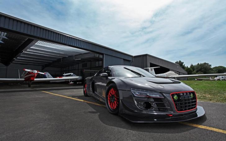 Audi R8 V10 Plus Recon MC8/Gamintojo nuotrauka