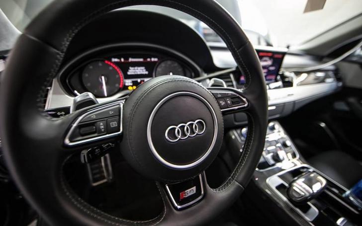 Audi S8