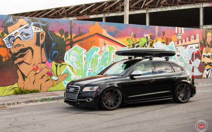 Audi SQ5 su Vossen ratais