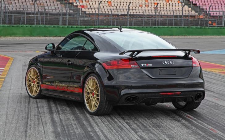 Audi TT RS Hperformance/Gamintojo nuotrauka