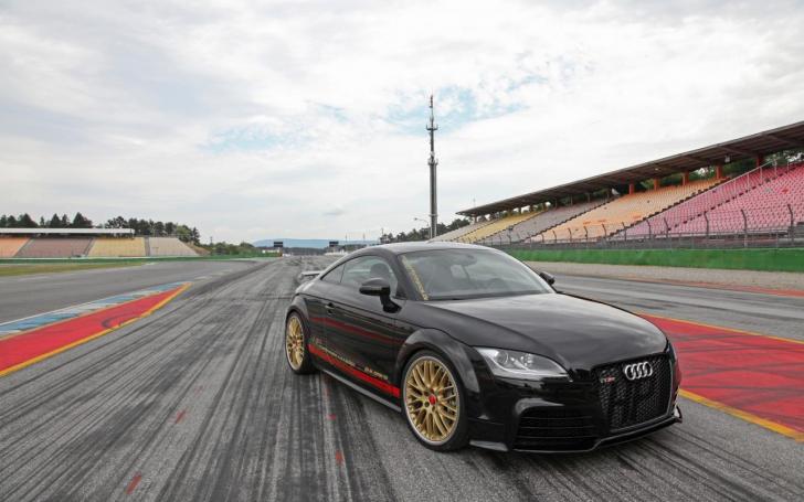 Audi TT RS Hperformance/Gamintojo nuotrauka Audi TT RS Hperformance/Gamintojo nuotrauka