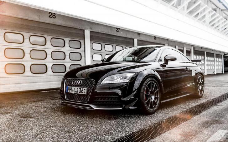Audi TT RS/Gamintojo nuotrauka