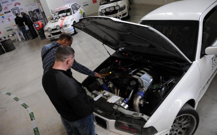 Auto-moto sporto paroda 2014/Vytauto Pilkausko nuotrauka