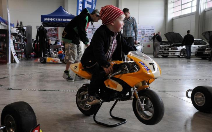 Auto-moto sporto paroda 2014/Vytauto Pilkausko nuotrauka