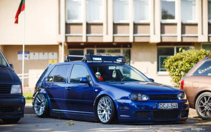 Automobilių paroda Varėnoje/Kudos.lt nuotrauka