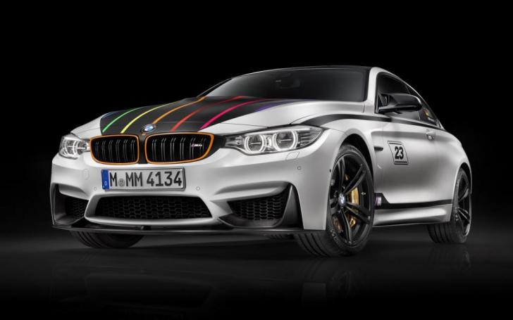 BMW M4 DTM Champion Edition Coupe/Gamintojo nuotrauka