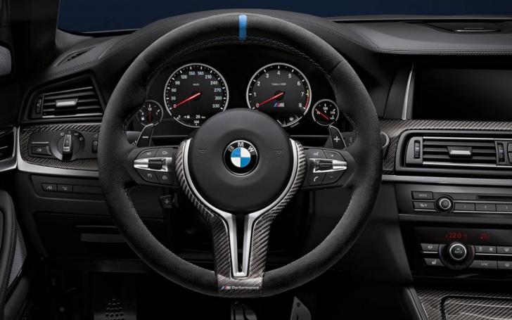 BMW M5 M Performance/Gamintojo nuotrauka