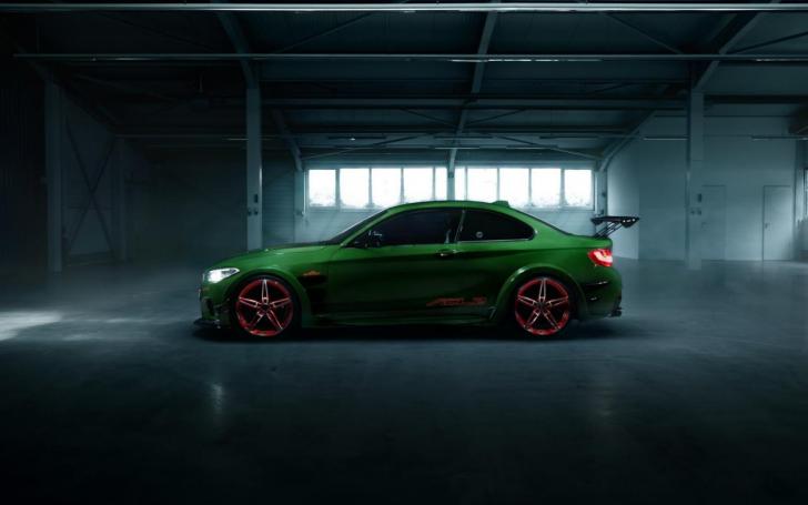 BMW 2-Series ACL2/Gamintojo nuotrauka